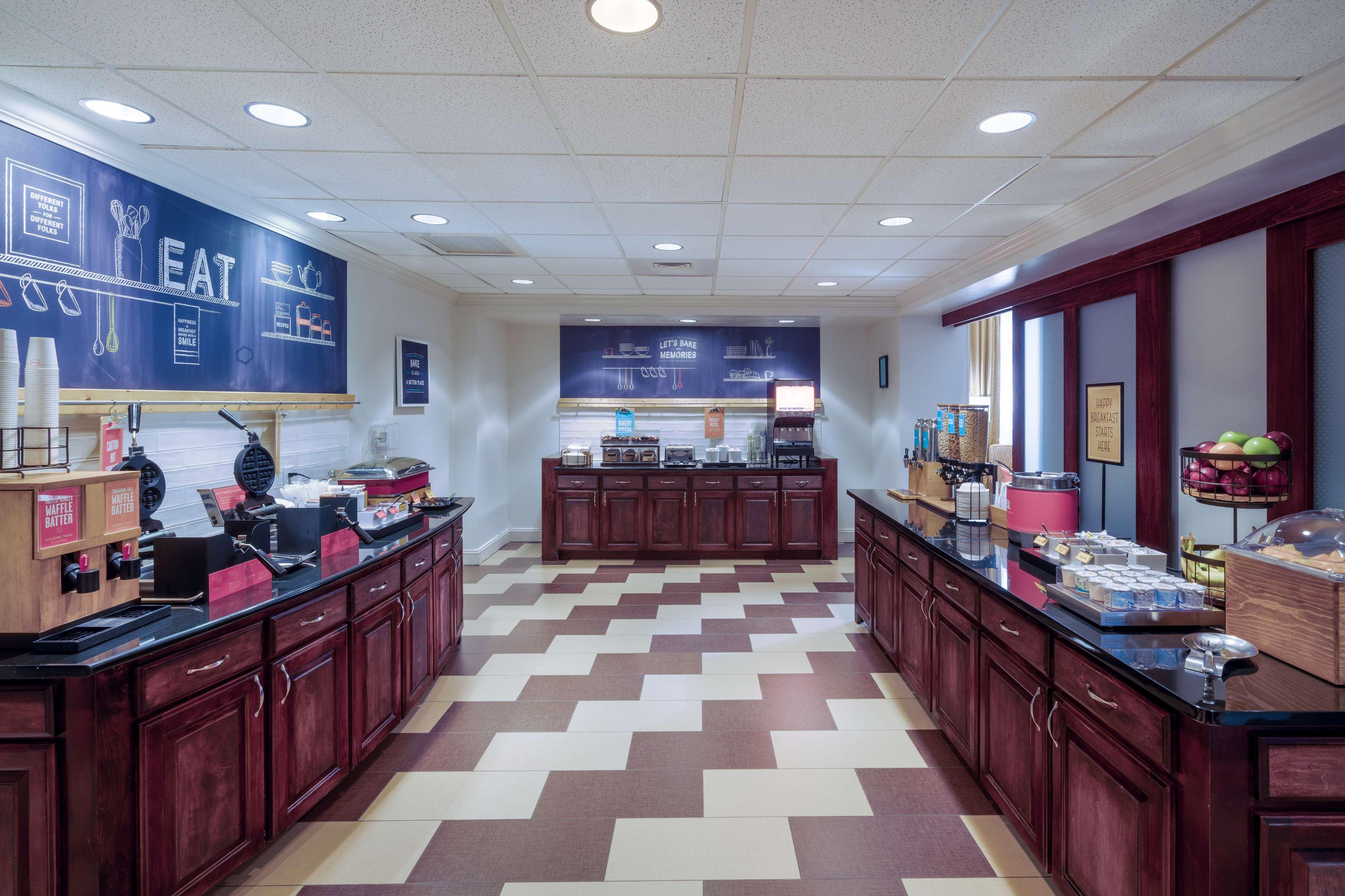 Hampton Inn & Suites Opelika-I-85 Auburn Area Buitenkant foto